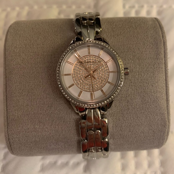 Michael Kors Minni Allie Quartz Crystal Stainless Steel with Rose Gold Watch - Picture 1 of 5